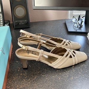 Life Stride Shoes. Never worn.